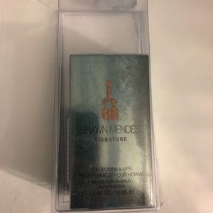 Shawn Mendes Signature